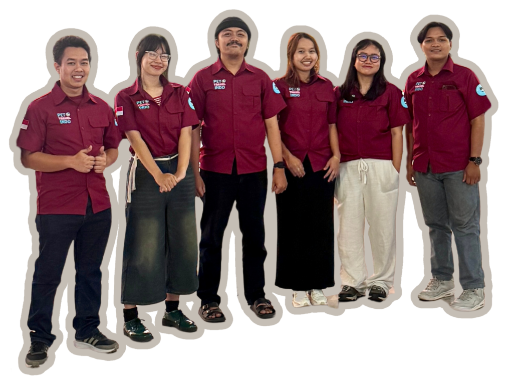 Pet Travel Indo team together
